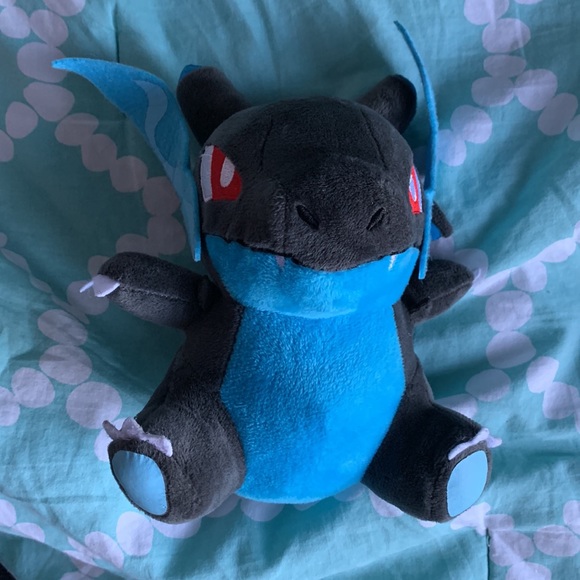 Assorted Plushies - Picture 4 of 7